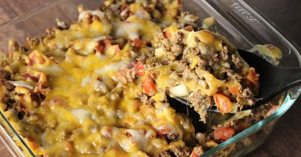 Low Carb Bacon Cheeseburger Casserole